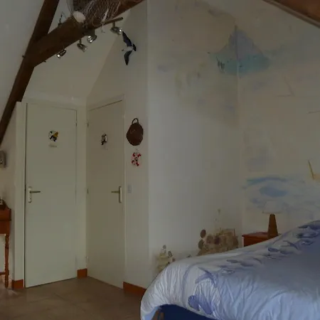 Les Champs De Roz Nocleg ze śniadaniem 3*